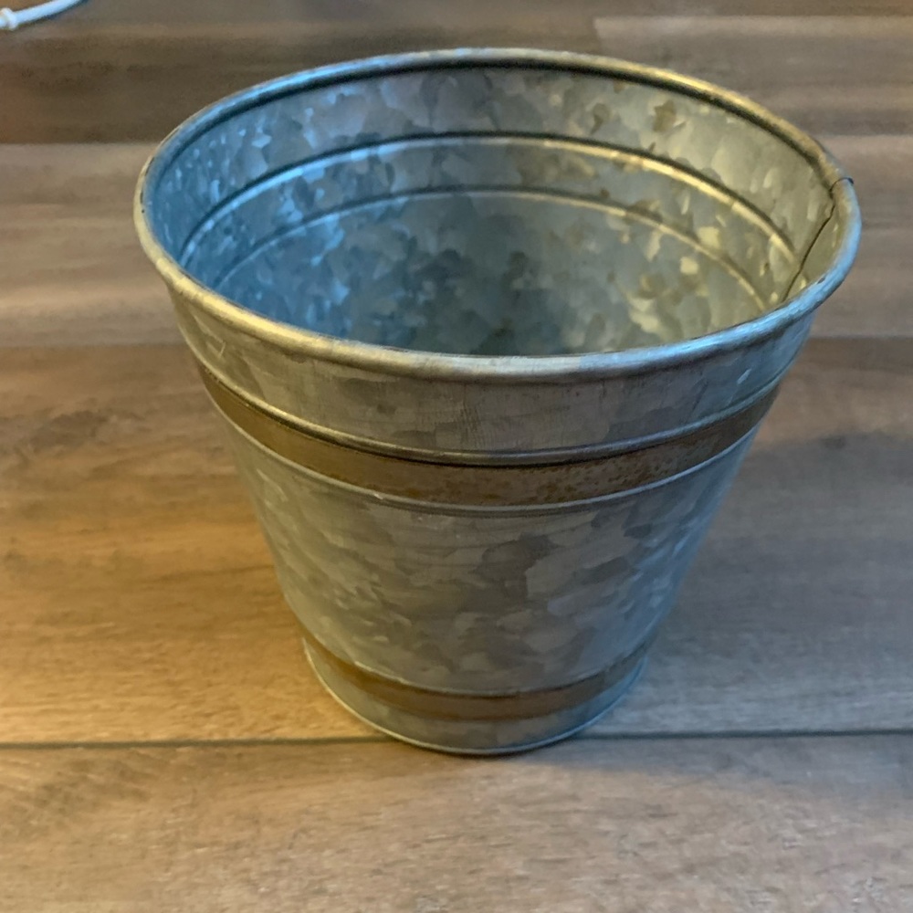 Galvanized Metal with Gold Accent Stripes